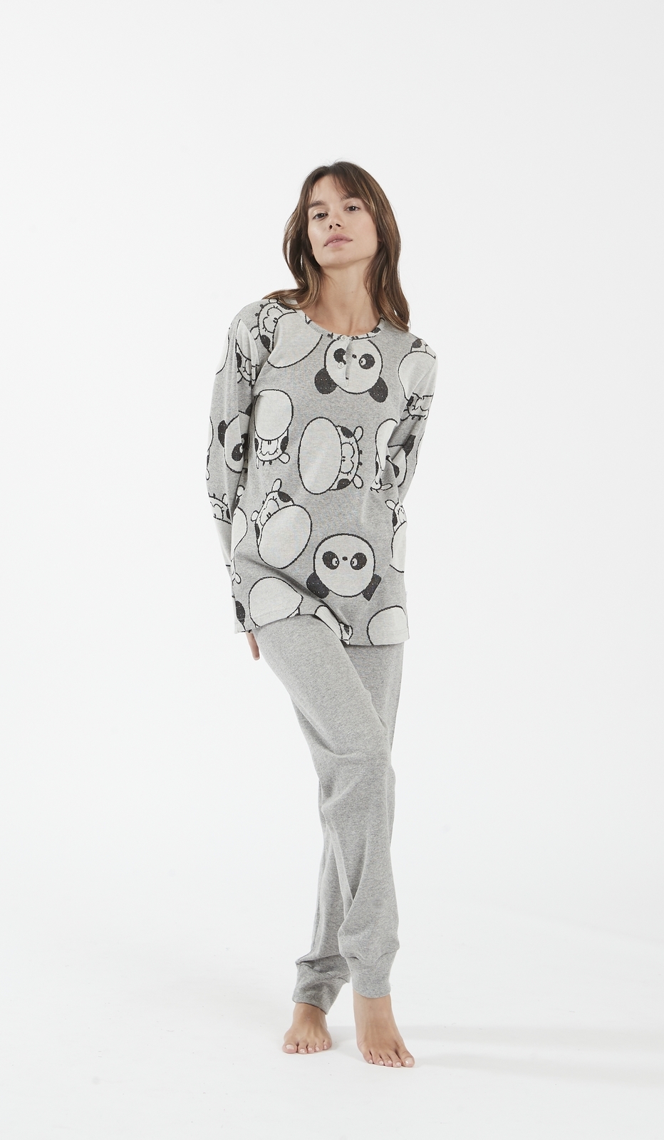 Pigiama Donna Serafino - CRAZY AOP, Design con Panda, Maglia a Maniche Lunghe e Pantaloni Lunghi, Comodo e alla Moda, Ideale per Relax Invernale